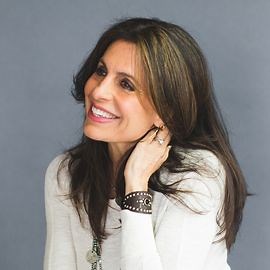 Lisa Bevere | Keynote Speaker | AAE Speakers Bureau