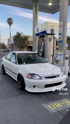 K Rarri (@k_rarri)’s videos with