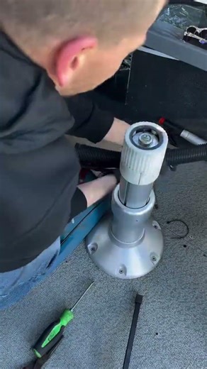 Yamaha Control cable installation #outboard #mechanic #maintenance #repair