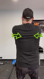 BANDED FACE PULL Having a strong upper back is necessary for upper body strength, stability, pain management and overall shoulder health. However, it is sometimes difficult to find an exercise that targets that area. The banded face pull targets the upper back, rotator cuff, and scapular stabilizers. The KEY to this exercise is the following: - Pull SLOWLY back on the band using the muscles between the shoulder blades. - As you get near your face pull your hands outwards. - Hold that muscle cont