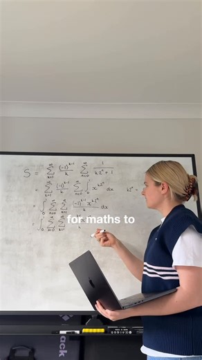 Ellie Sleightholm | I’ve been wanting to build something cool and mathematical for a while - and now I’m doing it! 😎 Comment ‘maths’ and I’ll send you a link!... | Instagram