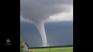 RAW: Tornado touches down near Winnipeg Beach