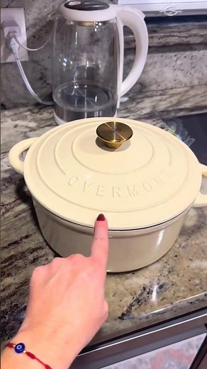 Overmont Dutch Oven Review | 5.5QT Cast Iron Cream White Cookware Test & Kitchen Aesthetic Showcase🤍