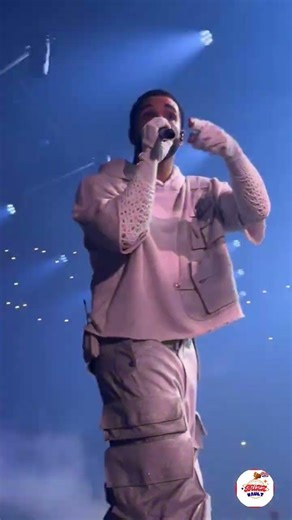 Drake Live Show Performing Concert Epic Tour