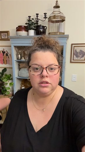 “Y’all… I just hit the 90s gold mine. 🤯🐾I found a whole BOX of vintage Littlest Pet Shop — yes, the original 90s ones — and you already know I had to grab it! In this video I’m digging through every piece, showing all the nostalgic goodness, and boxing it up like the little treasures they are. If you grew up in the 90s or just love a good thrift find, this one is gonna hit you right in the childhood. Let’s dive in!” #littlestpetshops #thriftstorefinds #thrifting #unboxingvideos | Celeste Suite