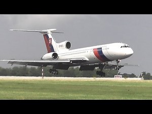 TUPOLEV TU-154 M landing