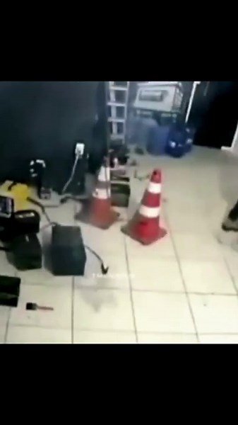 💥Exploding Battery Hits Man in Face - Shocking Footage