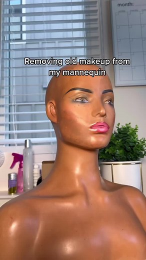 How to Remove Makeup from Your Mannequin