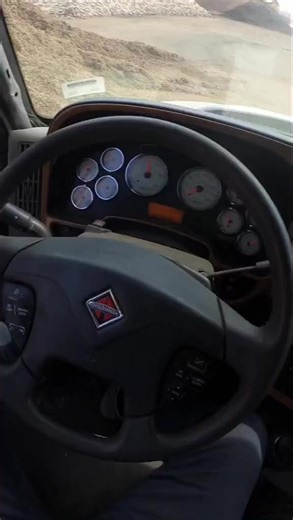 21K views · 151 reactions | Have you ever seen a walking floor trailer before? They're not as common in North America, but they can make unloading a breeze...if you set it up right. What are your thoughts on this kind of trailer? ldbcustoms | CDL Career Now | Facebook