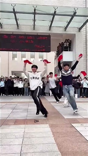 😎🤣🔥his crazy partner 🔥 #dance #hiphop #breaking #breakdance #trending #streetdance