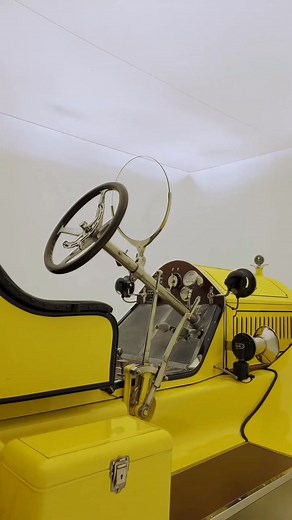 Stutz 🔥🔥 Flawless Classic #Stutz #StutzMotorCar #StutzBearcat #VintageStutz #ClassicCar #VintageCar #AntiqueCar #CollectorCars #ClassicCarsDaily #ClassicCarCulture #ClassicCarCommunity #CarCollectors #VintageAutomobile #HistoricCars #RetroMotoring #OldCars #VintageVibes #TimelessCars #CarHeritage #LegendaryCars #IconicCars #LuxuryClassicCars #ConcoursCars #CoachbuiltCars #CarReels #CarGram #CarSpotting #CarEnthusiasts #AutoLegends #MotorHistory | Auction Bay Classics