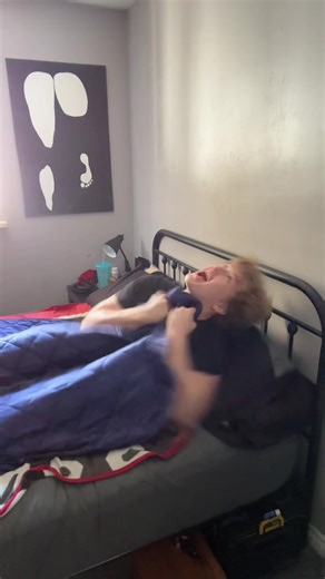 Merry Christmas, had to beg him to do this❤️🎄@loganshaw610 #madagascar2 #fyp #boyfriend #christmas