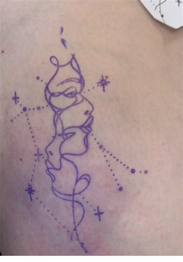 Gemini ♊️ tattoo. Custom design and fine line work #thinlinetattoo #finelinetattoo #gemini #constellation