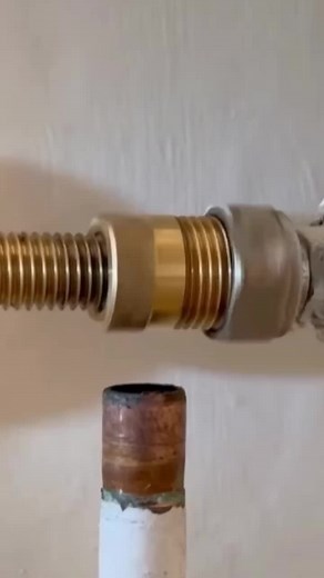 Expert Tips for Removing Compression Fittings from Pipes