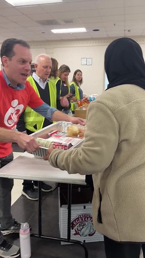 Feeling incredibly grateful to join Nourishing Bethesda to provide 1,000 families with Thanksgiving meals. | Councilmember Evan Glass