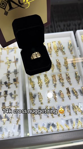 My new favorite 😍#korasjewlers #trending #trending #fyp #parati #10kgold #14kgold #18kgold #24kgold #gold #jewelery #az #alucin #desertskymall #nuggetrings #arizona #nugget #cali #belico