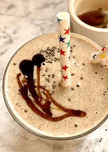 Vanilla Smoothie {Definitely Not Boring}