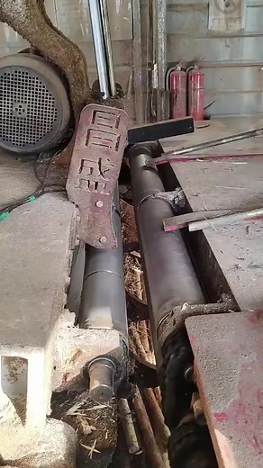 3.4K views · 11 reactions | Solid wood processed by machines #cnc #shortsvideo #woodturning #machines #woodworking#wood #woodworking #handmade #design #art #woodwork #interiordesign #homedecor #furniture #home #diy | Abdiel Hicks | Facebook