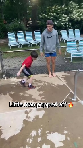 He hit that 😂🙌 (via @Drew🧌) #griddy #dance #summer #clean