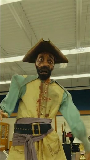 Honest Trailers Short - Backrooms