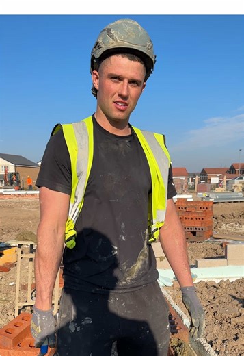 Bricklaying Apprenticeship Insights with Shianne Foxx