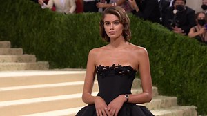 653K views · 8.2K reactions | Kaia Gerber made her catwalk debut at the tender age of 16 and, since then, has become one of the biggest names in the game | ELLE | Facebook