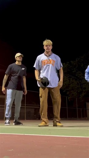 Top Techniques for a Powerful DJ Performance