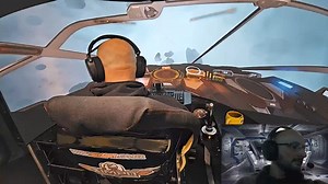 SimPit Avenger PRO - ED stream test. Streaming test 2. I've tested 3 cameras and 2 scenes and if I can deal with it. Iphone worked flawlessly, but samsung decided to play with me and the expo was way too high. At least I found one popcorn, cracked it and sold it for decent profit. the screen is wraparound surround SimPit Avenger 202 PRO (check the webshop at www.simpit.co.nz and the game is of course Elite Dangerous) | SimPit Surround Projection Systems | Facebook