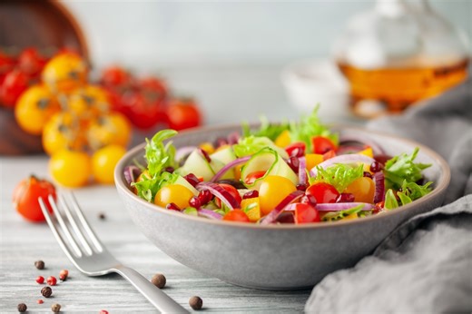 Oignon jaune, rouge ou blanc : lequel pour quelle utilisation en cuisine ? Les conseils de la diététicienne - Top Santé