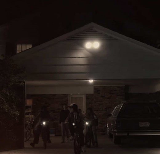Scott Street Moments in Stranger Things