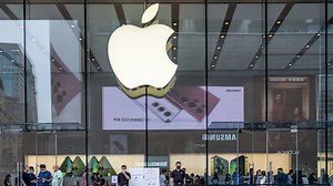 Apple probed by antitrust group, Spirit Airlines upgraded to 'Overweight', DocuSign shares plummet