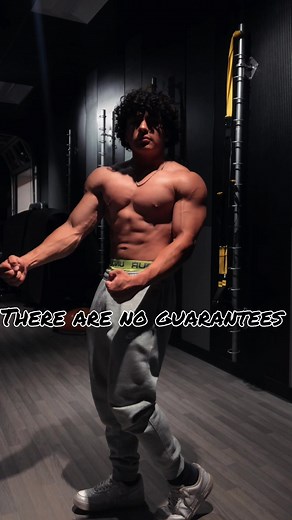 #fyp #foryou #gym #fitness #foryoupage 🧜🏽‍♂️NOT REAL FAKE BODY🧍🏿vs🌍