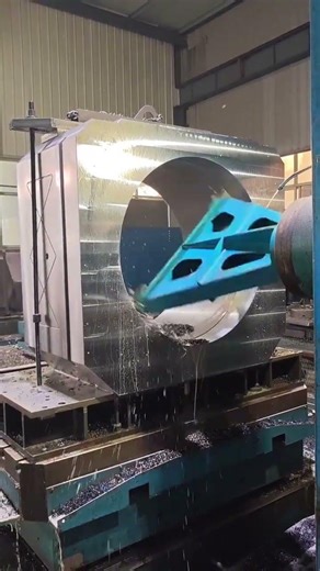 Have you ever seen this gigant monster #cnc #lathe