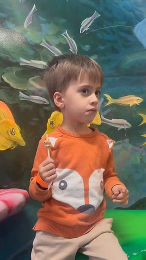 🧜‍♀️ Aujourd’hui à Pi-O, on a posé des grandes questions sur les animaux marins aux enfants… et leurs réponses valent de l’or 😆🩵 | Pi-O centre d'amusement