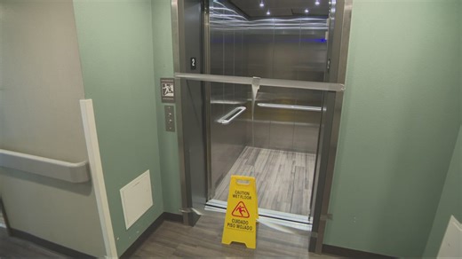 Elevator, hot water issues leave seniors stranded at Vancouver complex
