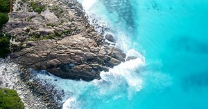 4.4K views · 89 reactions | Western Australia is simply breathtaking Where's your favourite place in WA? : Jono Geldart / Upskyhigh #justanotherdayinwa #westernaustralia Western Australia | ABC Perth | Facebook
