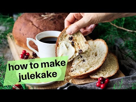 How to Make Julekake (Norwegian Christmas Bread)