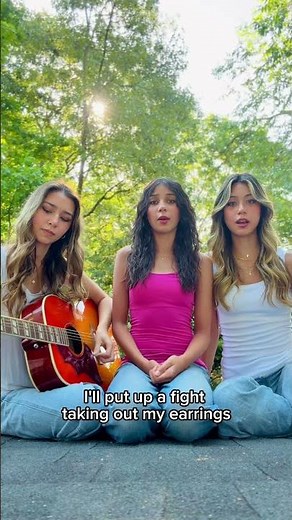 That’s So True - ‪@GracieAbrams‬ 🎶 #sisters #singing #acoustic #coversong #harmony