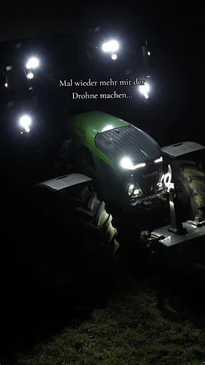 Fendt Schlepper im Einsatz mit Drohne