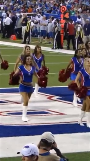 NFL Buffalo Jills Cheerleaders Alumni on Instagram: "Let’s dance! 💃🏻 💙❤️ #buffalojills #buffalojillsalumni #buffalobills #bringbackthejills #buffalony #billsmafiababes #billsmafia #nflcheerleaders #nflalumni #nflalumnicheerleaders"