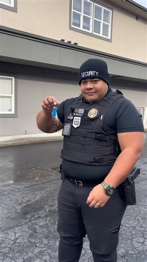 We’re hiring security guards. VSO offers real opportunities for growth within our diverse and fast-growing security team. Ready for a new career path? Apply today. 🪖 vetssec.com/careers #hiringnow #securityguards #wastate | Veterans Security Operations