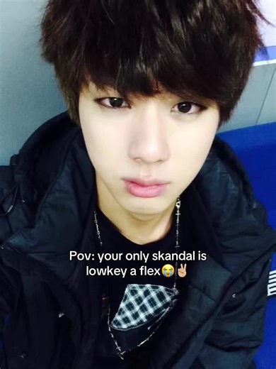 Understanding Skandals: Flexing with Confidence