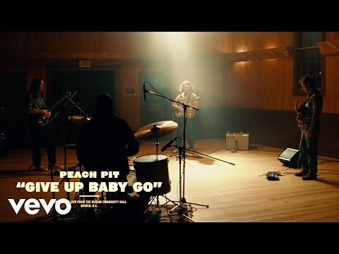 Peach Pit - Give Up Baby Go (Live Performance)