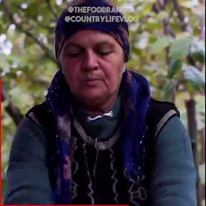 1.1M views · 34K reactions | Preserving pears for the winter! Beautiful! Thanks to CLV: https://youtu.be/YrnvuIxCr64 | The Food Ranger | Facebook