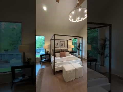 Beautiful Looking And Luxurious House Design?