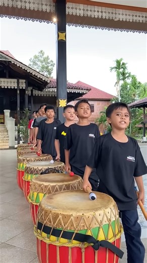 Emang boleh🥁🥁🥁🥁🥁 selucu dan sekompak ini?!#Rafflesia Percussion #Shorts