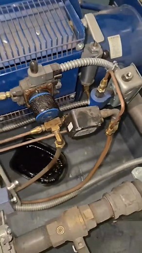 10K views · 183 reactions | No hot water because  boiler went to safety because of low oil! #boiler #electrician #mechanic #servicecall #newyork | Boiler Heroes | Facebook