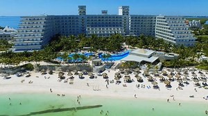 10K views · 142 reactions | Hotel Riu Caribe - Cancún, México Cotízalo aquí  https://bit.ly/3cGQDzi | Tourismundo Viajes | Facebook