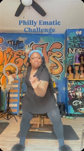 💎J A M I K A💙 on Instagram: "While Yall Still Under A 90’s Hairstyle Being Old Maddies, I’m In MY Beauty Parlor Showing MY Students The Philly Ematic Dance! You Know, The PRODUCTIVE Way! I Never Been A Hater In My Life, I Can’t Relate To Yall At All!! EEEYYUUUCCKKKK!!! @ematictheoriginator @motivateyouth215 #ematicchallenge It’s #LAIDBYMEEK BABY! 💁🏽‍♀️💙 Yall Know The Face & The Name! IM HER!! Follow @thekweenskave 👑🩵"
