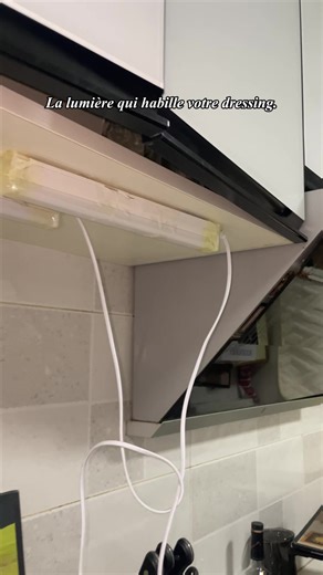 Installation simple d'éclairage sous les armoires